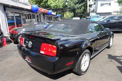 2008 Ford Mustang V6 Deluxe   - Photo 8 - Newark, NJ 07104