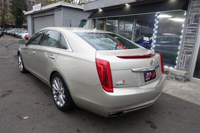 2013 Cadillac XTS Luxury Collection - Photo 6 - Newark, NJ 07104