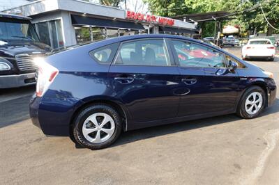 2015 Toyota Prius Two   - Photo 5 - Newark, NJ 07104