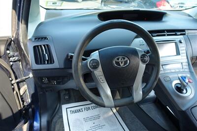 2015 Toyota Prius Two   - Photo 19 - Newark, NJ 07104