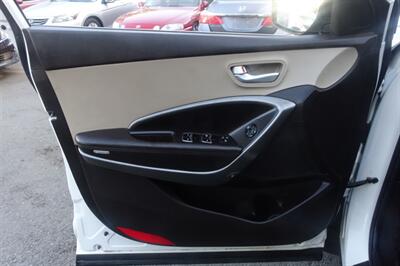 2013 Hyundai SANTA FE GLS - Photo 10 - Newark, NJ 07104