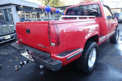 1992 GMC Sierra 1500   - Photo 8 - Newark, NJ 07104