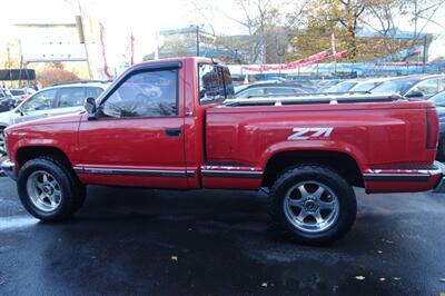 1992 GMC Sierra 1500   - Photo 4 - Newark, NJ 07104