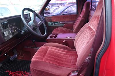 1992 GMC Sierra 1500   - Photo 10 - Newark, NJ 07104