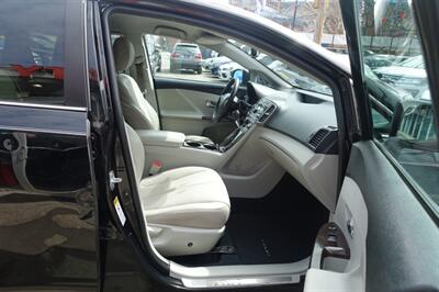 2009 Toyota Venza FWD V6   - Photo 14 - Newark, NJ 07104