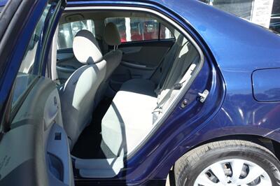2013 Toyota Corolla LE   - Photo 11 - Newark, NJ 07104