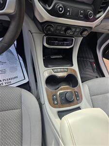 2022 GMC Acadia SLE   - Photo 27 - Newark, NJ 07104