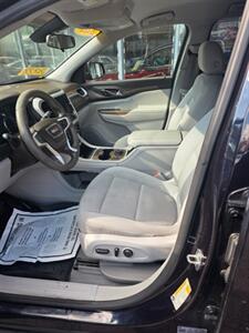 2022 GMC Acadia SLE   - Photo 13 - Newark, NJ 07104