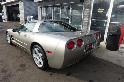 1998 Chevrolet Corvette - Photo 6 - Newark, NJ 07104