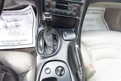 1998 Chevrolet Corvette - Photo 15 - Newark, NJ 07104