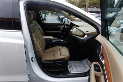 2017 Cadillac XT5 Platinum - Photo 14 - Newark, NJ 07104