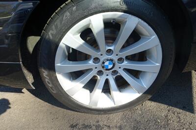 2011 BMW 328i xDrive   - Photo 19 - Newark, NJ 07104