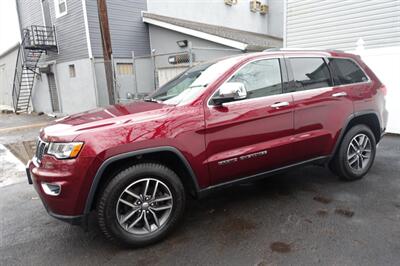 2017 Jeep Grand Cherokee Limited   - Photo 4 - Newark, NJ 07104