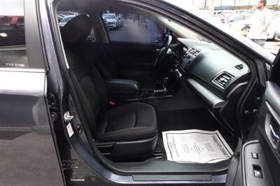 2015 Subaru Legacy 2.5i Premium   - Photo 14 - Newark, NJ 07104