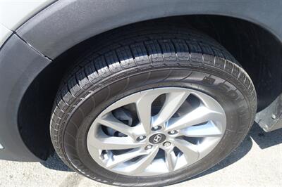 2018 Hyundai TUCSON SE   - Photo 9 - Newark, NJ 07104
