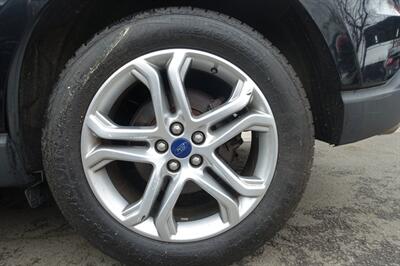 2018 Ford Edge Titanium   - Photo 24 - Newark, NJ 07104