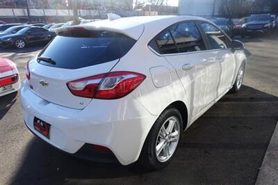 2017 Chevrolet Cruze LT Auto   - Photo 5 - Newark, NJ 07104