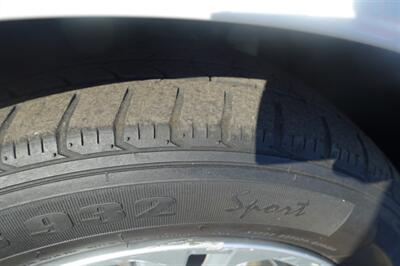 2017 Chevrolet Cruze LT Auto   - Photo 23 - Newark, NJ 07104