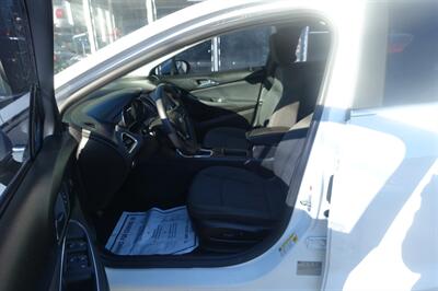 2017 Chevrolet Cruze LT Auto   - Photo 9 - Newark, NJ 07104