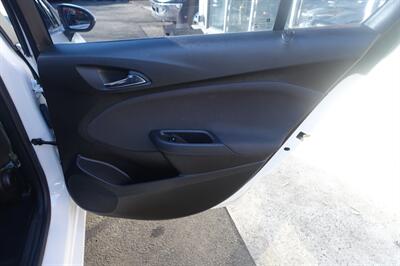 2017 Chevrolet Cruze LT Auto   - Photo 17 - Newark, NJ 07104