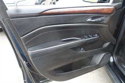 2016 Cadillac SRX Luxury Collection - Photo 15 - Newark, NJ 07104