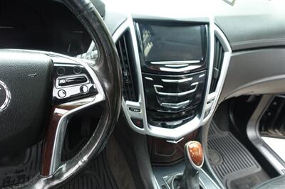 2016 Cadillac SRX Luxury Collection - Photo 27 - Newark, NJ 07104