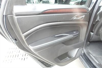2016 Cadillac SRX Luxury Collection - Photo 17 - Newark, NJ 07104