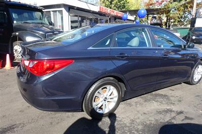 2011 Hyundai SONATA GLS   - Photo 5 - Newark, NJ 07104