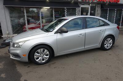 2016 Chevrolet Cruze Limited LS Auto - Photo 4 - Newark, NJ 07104