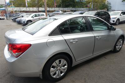 2016 Chevrolet Cruze Limited LS Auto - Photo 5 - Newark, NJ 07104