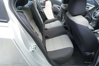 2016 Chevrolet Cruze Limited LS Auto - Photo 20 - Newark, NJ 07104