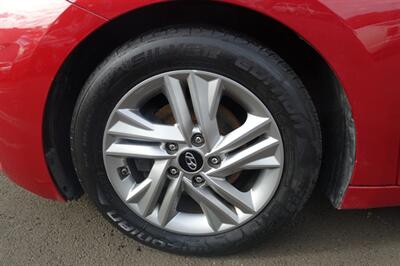 2020 Hyundai ELANTRA Limited   - Photo 21 - Newark, NJ 07104