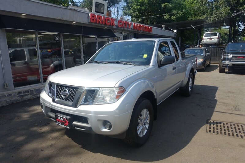 2015 Nissan Frontier SV V6  