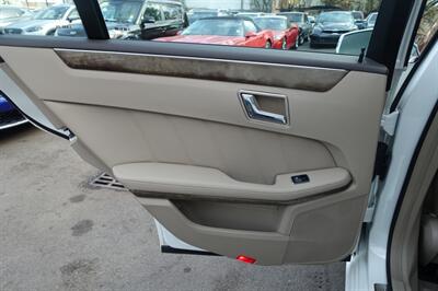 2011 Mercedes-Benz E 350 Sport 4MATIC   - Photo 13 - Newark, NJ 07104