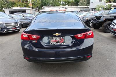 2018 Chevrolet Malibu LT   - Photo 7 - Newark, NJ 07104