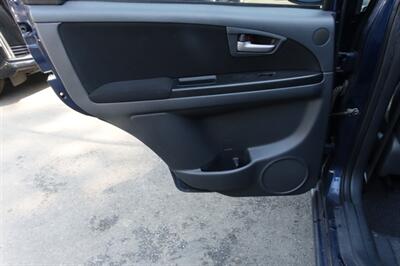 2011 Suzuki SX4 Crossover   - Photo 20 - Newark, NJ 07104
