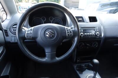 2011 Suzuki SX4 Crossover   - Photo 13 - Newark, NJ 07104
