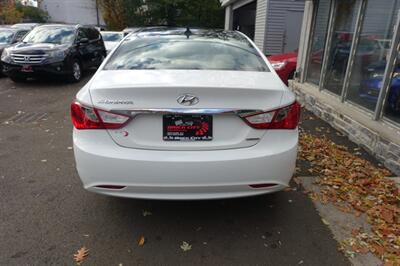 2012 Hyundai SONATA SE   - Photo 7 - Newark, NJ 07104