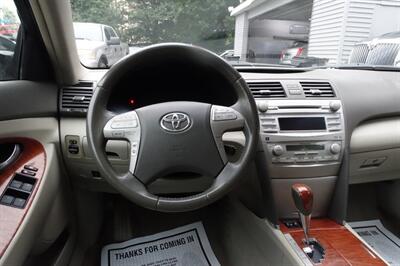 2010 Toyota Camry XLE   - Photo 13 - Newark, NJ 07104