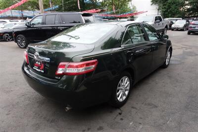 2010 Toyota Camry XLE   - Photo 5 - Newark, NJ 07104
