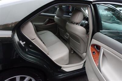 2010 Toyota Camry XLE   - Photo 16 - Newark, NJ 07104