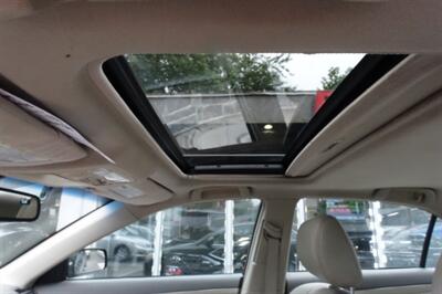 2010 Toyota Camry XLE   - Photo 20 - Newark, NJ 07104