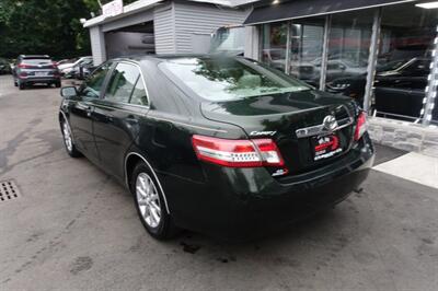 2010 Toyota Camry XLE   - Photo 6 - Newark, NJ 07104