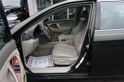 2010 Toyota Camry XLE   - Photo 9 - Newark, NJ 07104