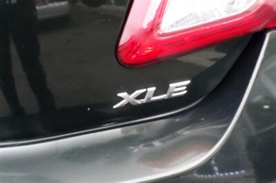 2010 Toyota Camry XLE   - Photo 25 - Newark, NJ 07104