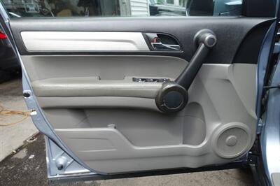 2010 Honda CR-V EX-L - Photo 10 - Newark, NJ 07104