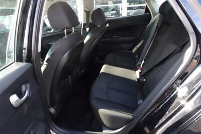 2017 Kia Optima LX   - Photo 11 - Newark, NJ 07104
