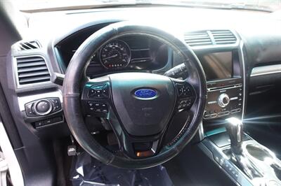 2017 Ford Explorer Sport - Photo 29 - Newark, NJ 07104
