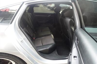 2018 Honda Accord Sport   - Photo 16 - Newark, NJ 07104