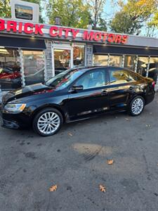 2013 Volkswagen Jetta SEL PZEV   - Photo 4 - Newark, NJ 07104